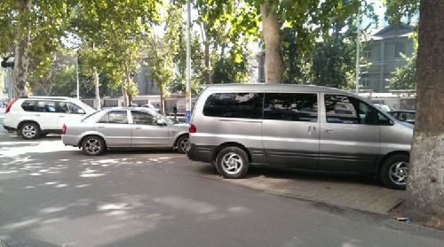 違章停車被拖壞，就該自認(rèn)倒霉？告訴車主如何獲得賠償