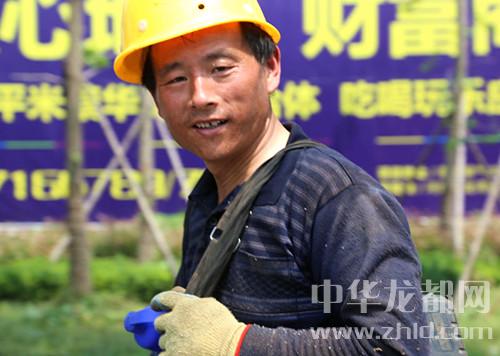 致敬！“五一”堅(jiān)守崗位的“最美勞動(dòng)者”